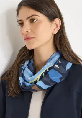 CECIL Print Loop Scarf  | Universal Blue 573046