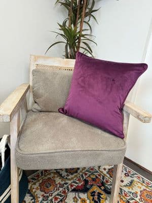 Fullshire   Velvet Piped Cushion 43x43 cm | Plum