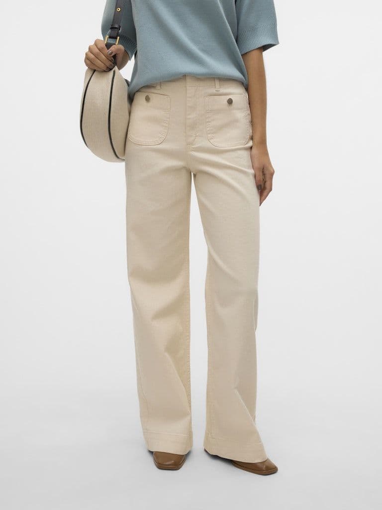 Vero Moda Kayla HR Wide Pocket Jean Ecru
