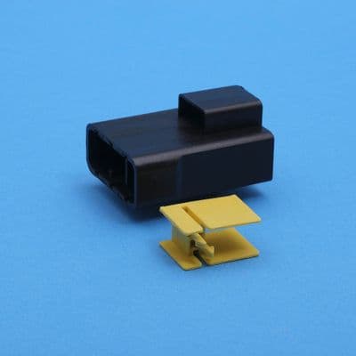 3 way 75A male unsealed connector & secondary lock. (1468)