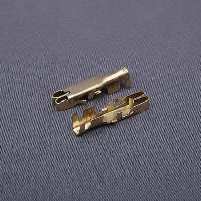 3 way fuse holder terminal. 2.5-6mm cable. (30-800/10)