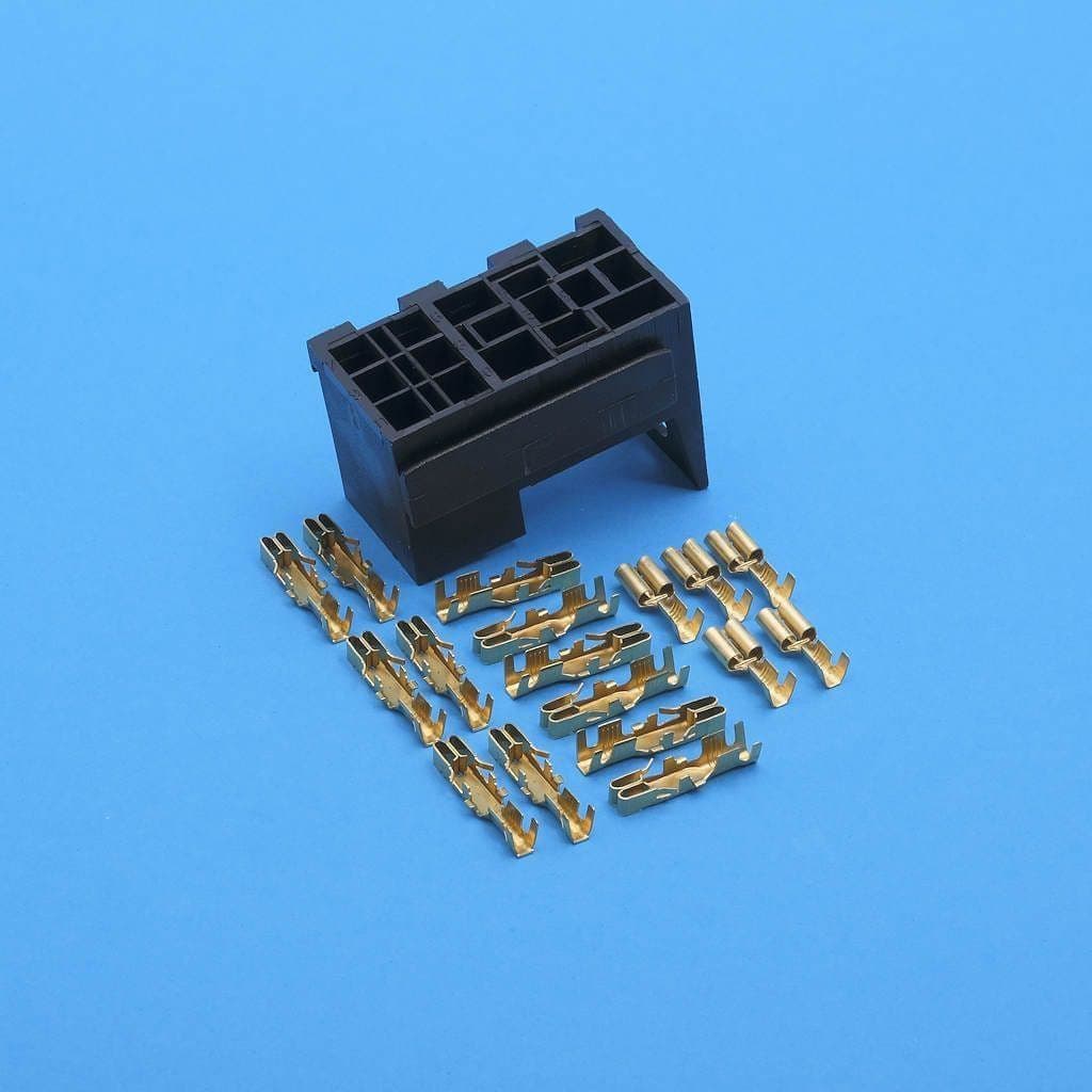 3 way interlocking fuse box plus 1 relay socket & terminals RELF-1KIT