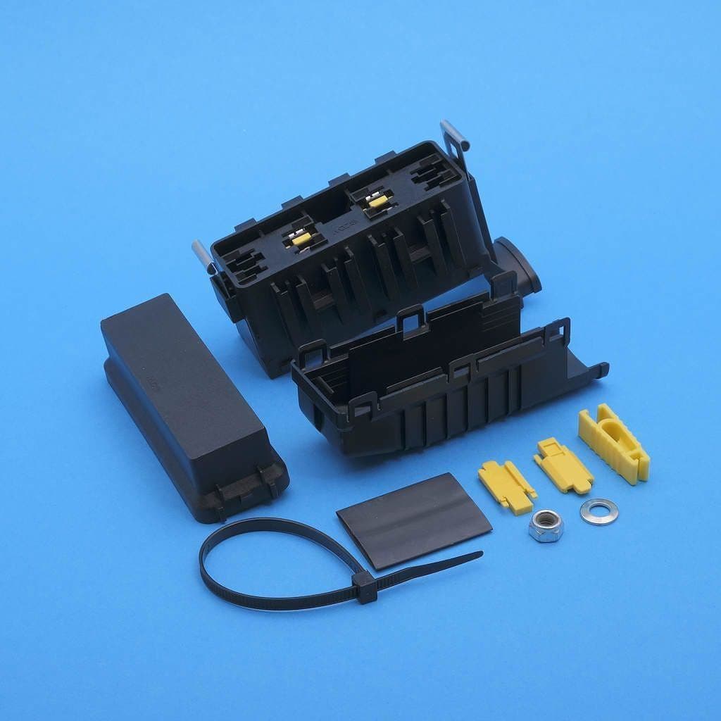 Fa Connection Box 4 way Maxi fuse holder / distribution box FHA500