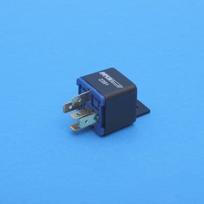 40/15A Relay with fixing bracket. CO contacts. Form A (2391)