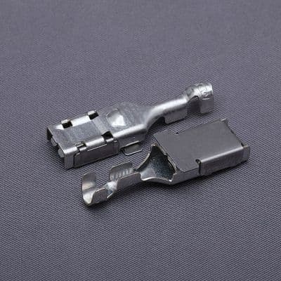 8mm Power Terminals for 1.5-2.5mm cable (3-7650)