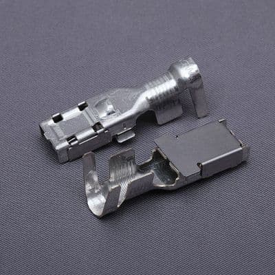 8mm Power Terminals for 8-10mm cable (3-7670)