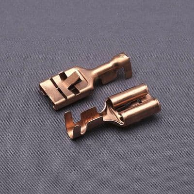 9.5mm terminal for HD relay base. 2.5-4mm cable (3-6565/10)