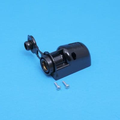 DIN socket for surface mounting. 16 amps max. (DINSK3)