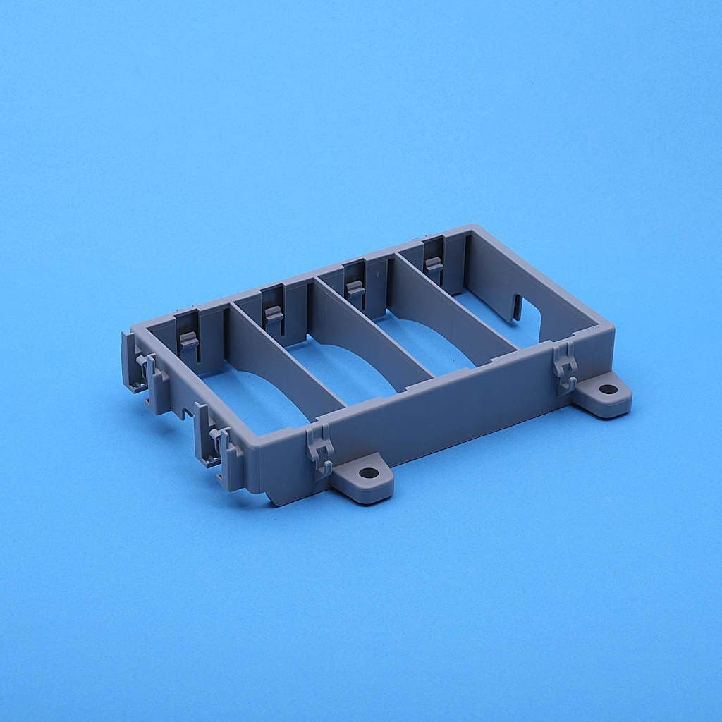 Modular fuse system housing for 4 modules 1520