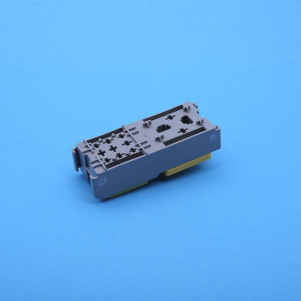 Modular fuse system 1 standard relay & 1 maxi HD relay holder 1490