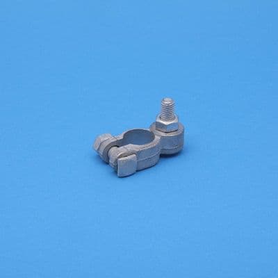 Positive battery connector with 8mm stud (BT461P)