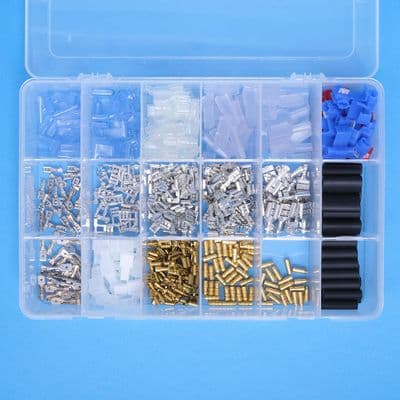 Push on connectors, bullet & snap connectors. 460 items. (K101)