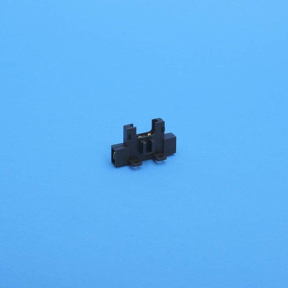 Single way interlocking blade fuse holder FHA16