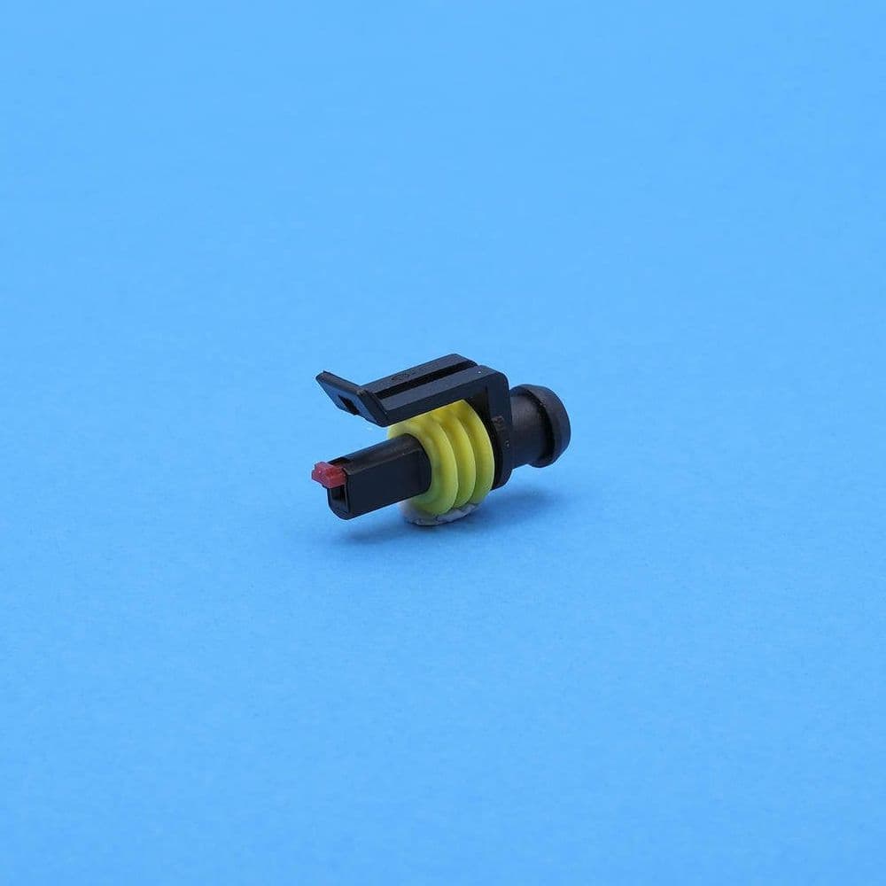 Sec Rsc Box Connector Small 1 way sealed connector female Red sec lock 23620 66