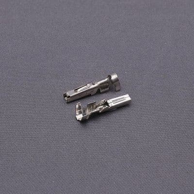 Small Superseal connector terminal female. Red Sec. lock (3-5560/10)