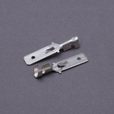 Tin plated 6.3mm male terminal with latch 1.5-2.5mm cable. (3-2920-2/10)