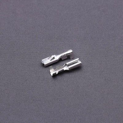 Tin plated female terminal 2.8 x 0.8mm 0.5-1mm with latch (3-2921-2/10)