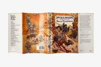 Pyramids 1989 First Edition NF/NF – Terry Pratchett

