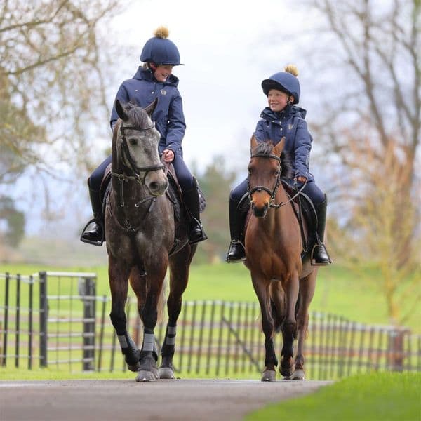 Aubrion Core All Weather Robe Young Rider