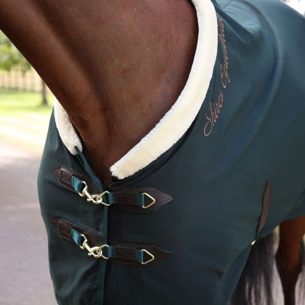 Shires Deluxe Stable Sheet Rug