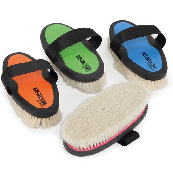 Shires Ezi-Groom Grip Body Brush with Goat Hair
