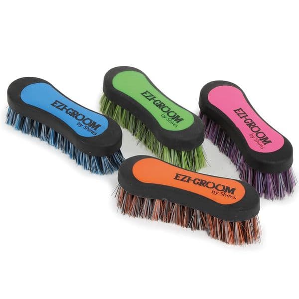 Shires Ezi-Groom Grip Face Brush