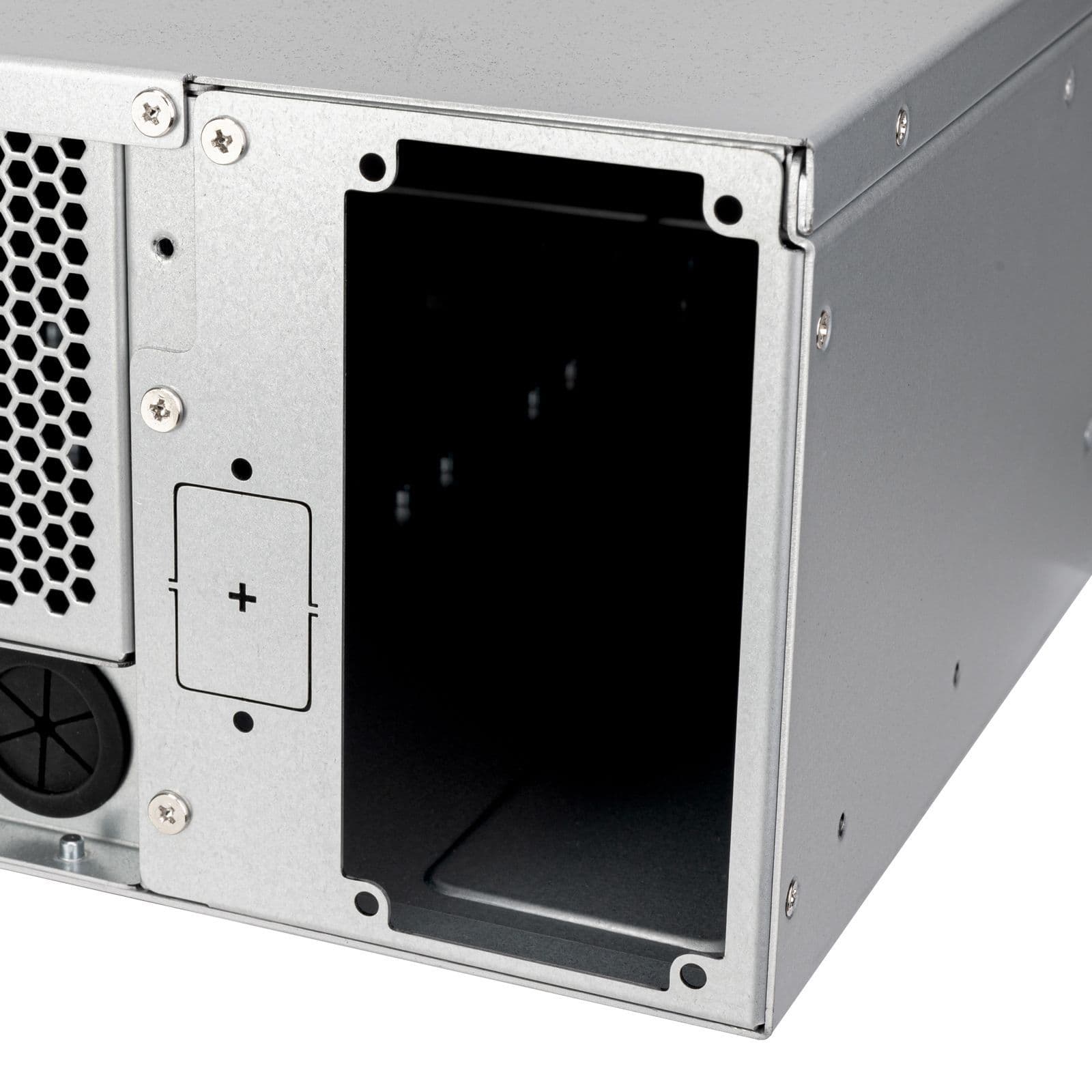Silverstone RM32 - 3U Rackmount Server Chassis supporting 4-slot High ...