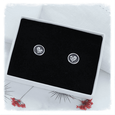 Black enamel love stud earrings