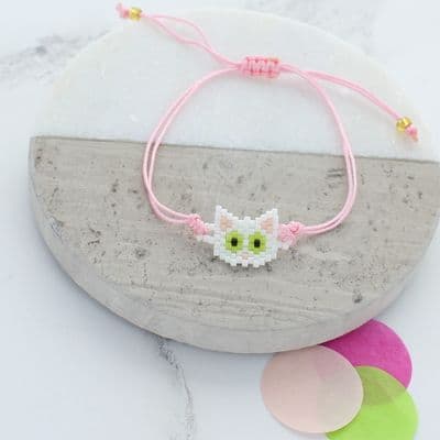 Cat head seed bead bracelet