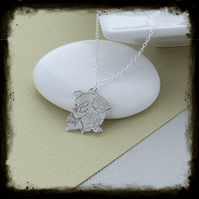 Decorative Skull Necklace