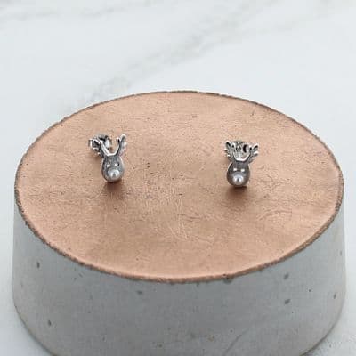 Rudolph The Pearl Nosed Earring