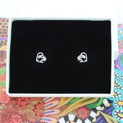 Simple Squirrel Outline Stud Earrings