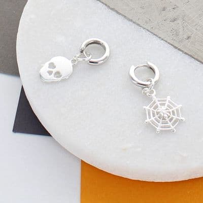 Skull And Cobweb Mismatch Earrings