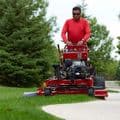 TORO GrandStand® Stand-on Mower 122 cm 726 cc (72504TE)