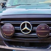 Gecko Van Chameleon MERCEDES SPRINTER 2019+ 4  Spot light Grill MOUNT