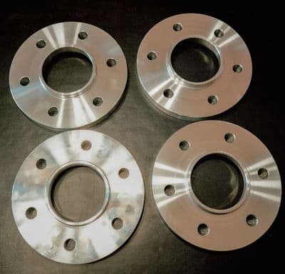 Mercedes Sprinter  2006 to present 18mm spacer ( set of 4)