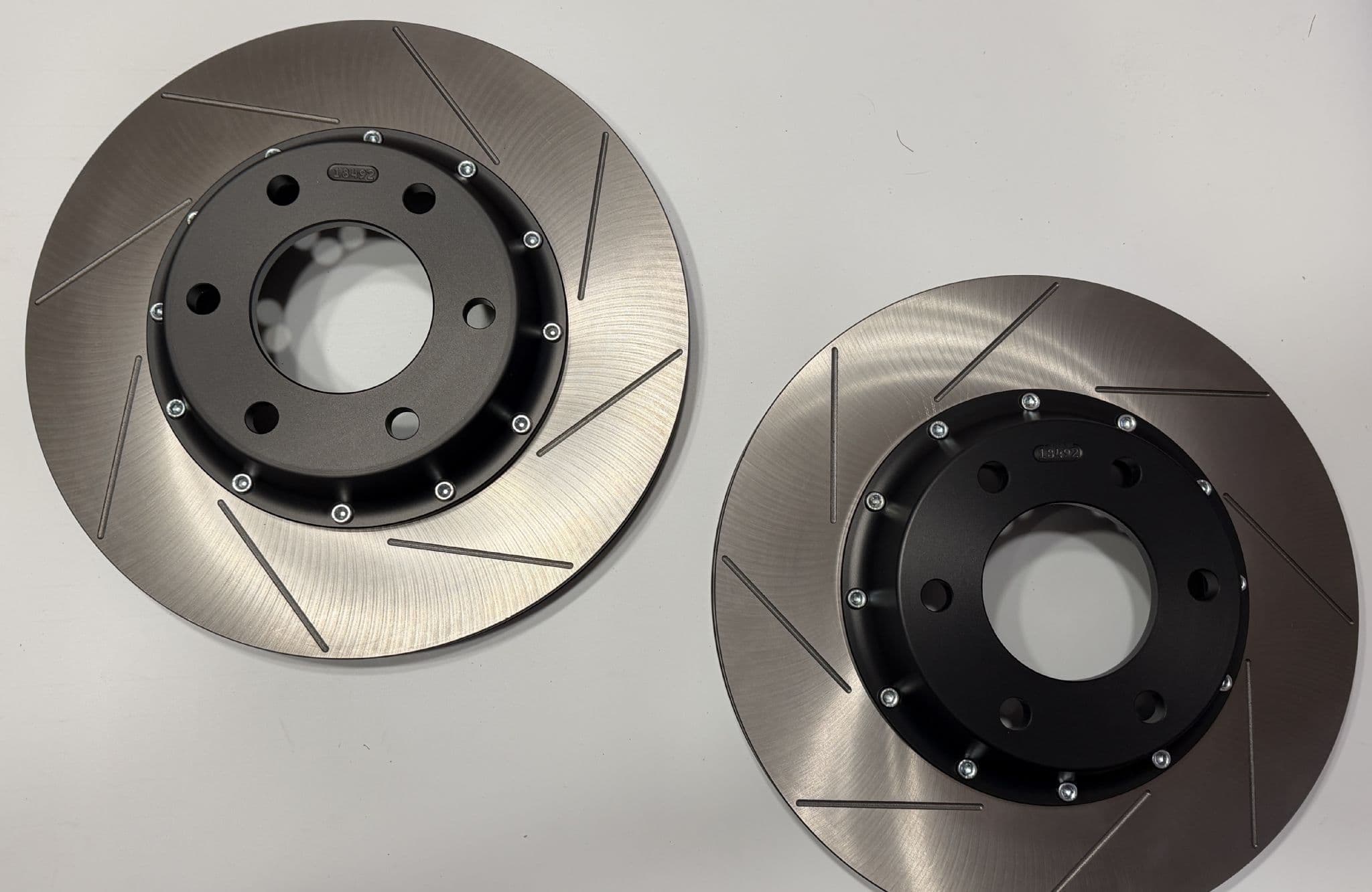 RV 8 Pot Caliper & 340mm Disc to fit Mercedes Sprinter 907