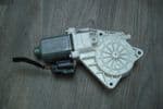 0 130 822 821    128001152B    DODGE DART FRONT DOOR WINDOW REGULATOR MOTOR  LEFT SIDE