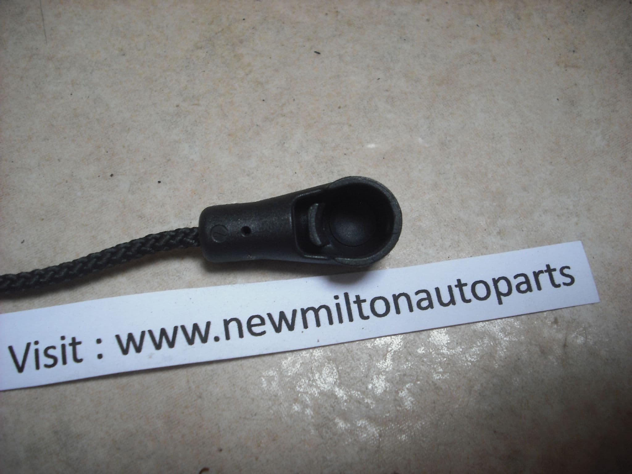 1 GENUINE VAUXHALL ASTRA H 2004-2009 5 DOOR LOAD COVER REAR PARCELSHELF ...