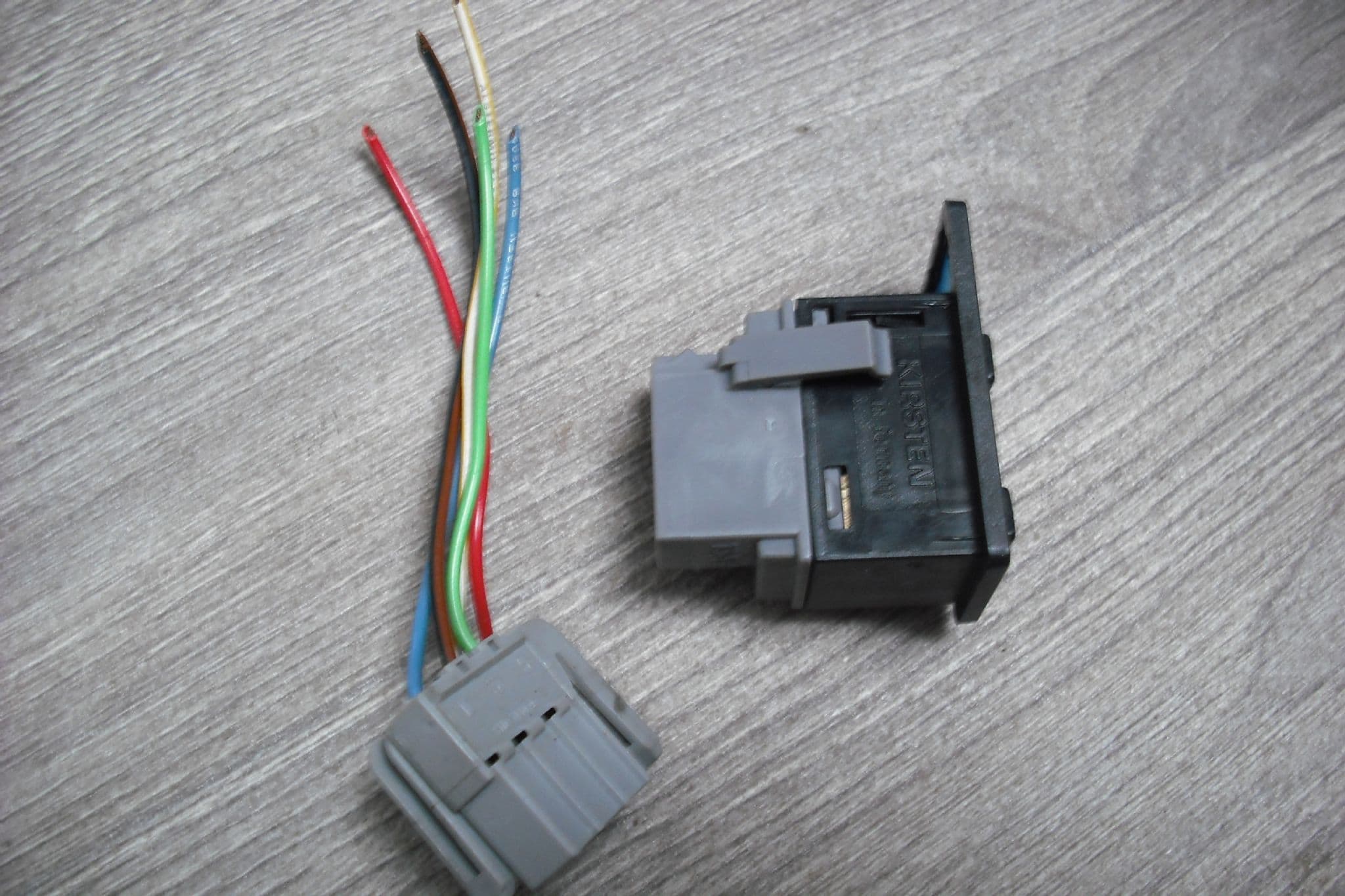 1362336 VOLVO 760 960 CLOCK TIMING RESET SWITCH