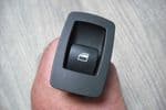1593 9915  6952004   BMW E87  1 SERIES ELECTRIC WINDOW SWITCH