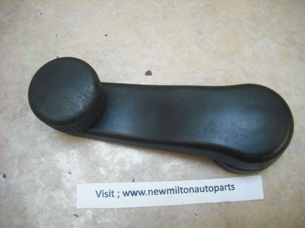 1H0 837 581 VW VOLKSWAGEN GOLF POLO AND VW CADDY WINDOW WINDER DOOR HANDLE