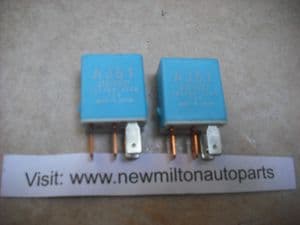 2  GENUINE MAZDA 6  DENSO  RELAY AJ51 156700-2560  12V