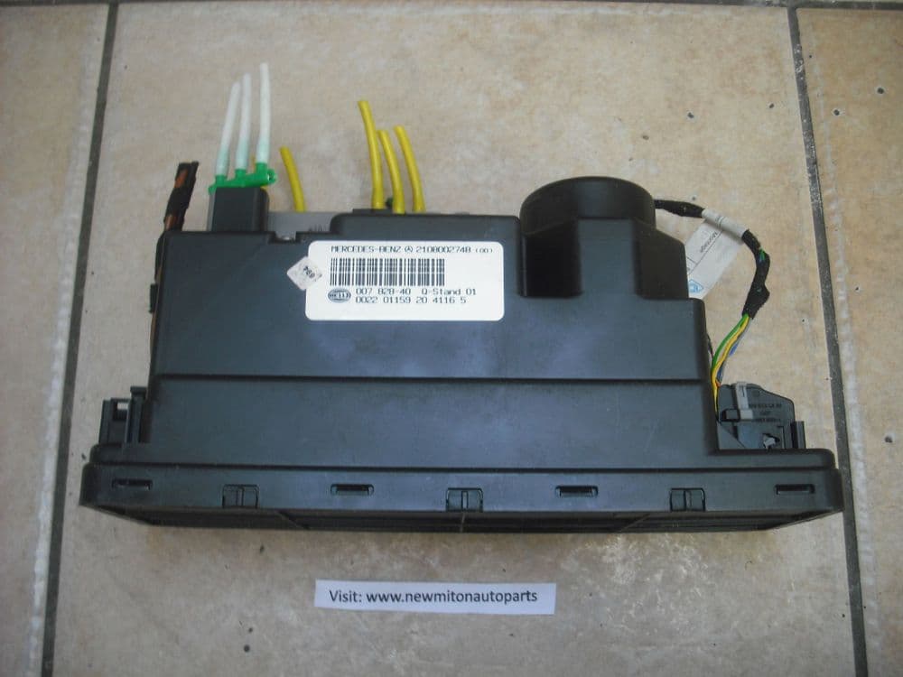 2108002748 MERCEDES BENZ W202 C CLASS DOOR LOCK CENTRAL LOCKING PUMP