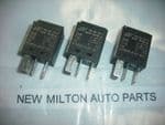3 GENUINE FORD GALAXY AND VW SHARAN MK1    SMALL BLACK RELAYS  7M0 951 253 C    95VW 10K705 EA