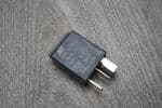 404  95VW 10K705 EA  VW VOLKSWAGEN POLO GOLF BORA CADDY PASSAT RELAY