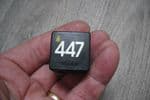 447  6U0 906 061 A   SKODA FABIA MK1  BLACK RELAY
