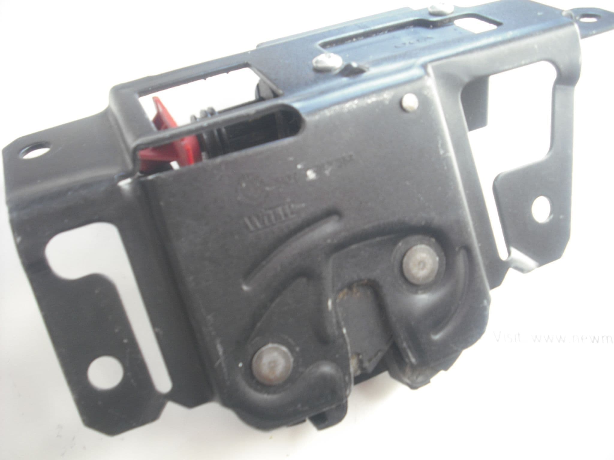 5124-7 057 384 BMW E46 ESTATE TOURER TAILGATE BOOT CATCH AND CENTRAL ...