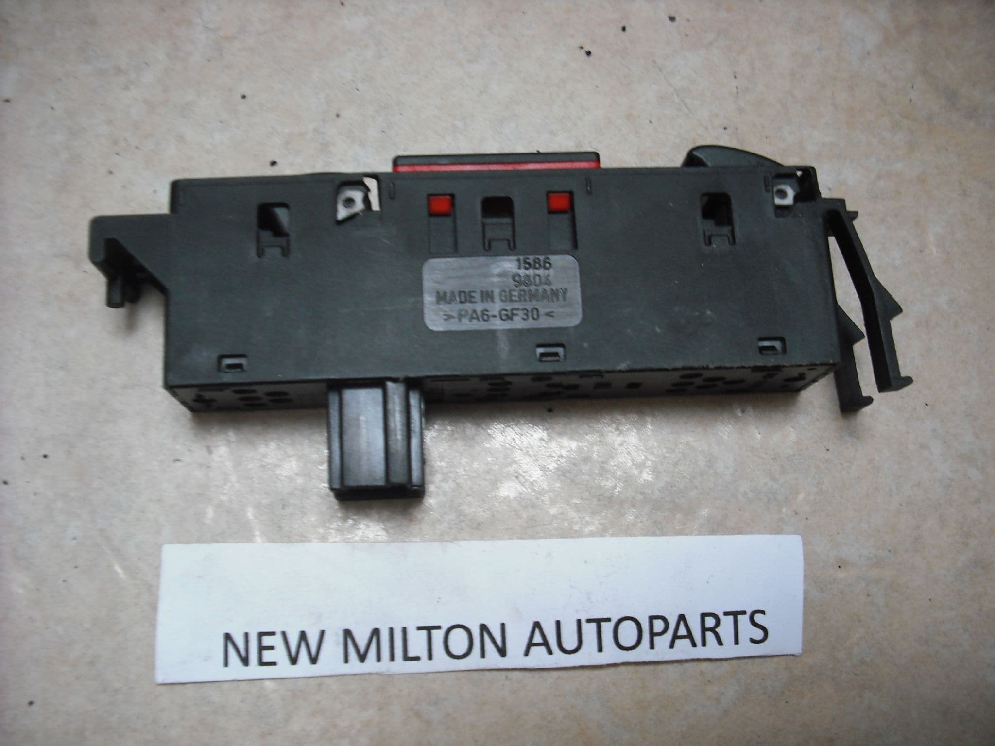 6 902 184 15869804 BMW E46 DRIVERS SIDE ELECTRIC WINDOW SWITCHES