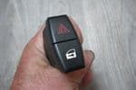 61.31-6 919 506-04  BMW E60 E61  HAZARD WARNING LIGHT SWITCH